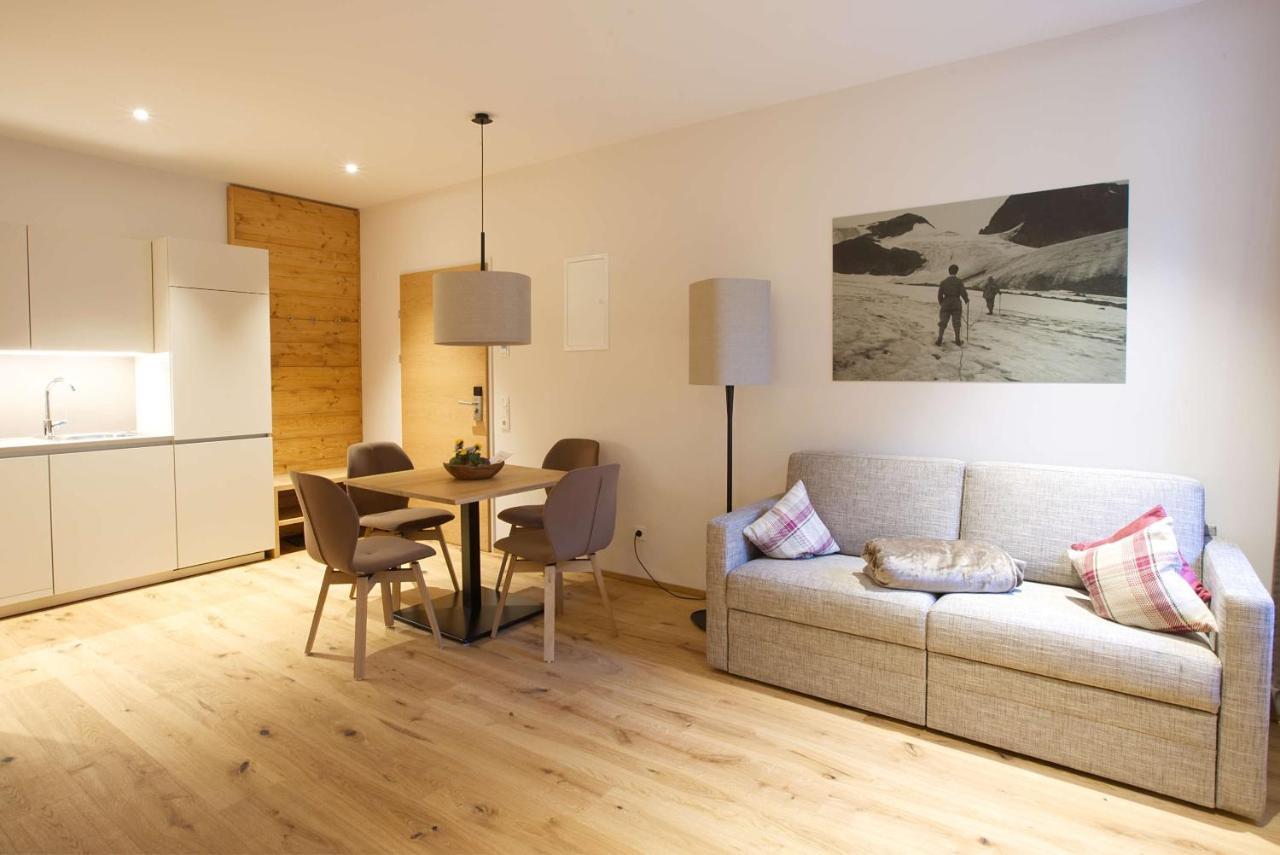 Adler Alpen Apartments Шрунс Номер фото